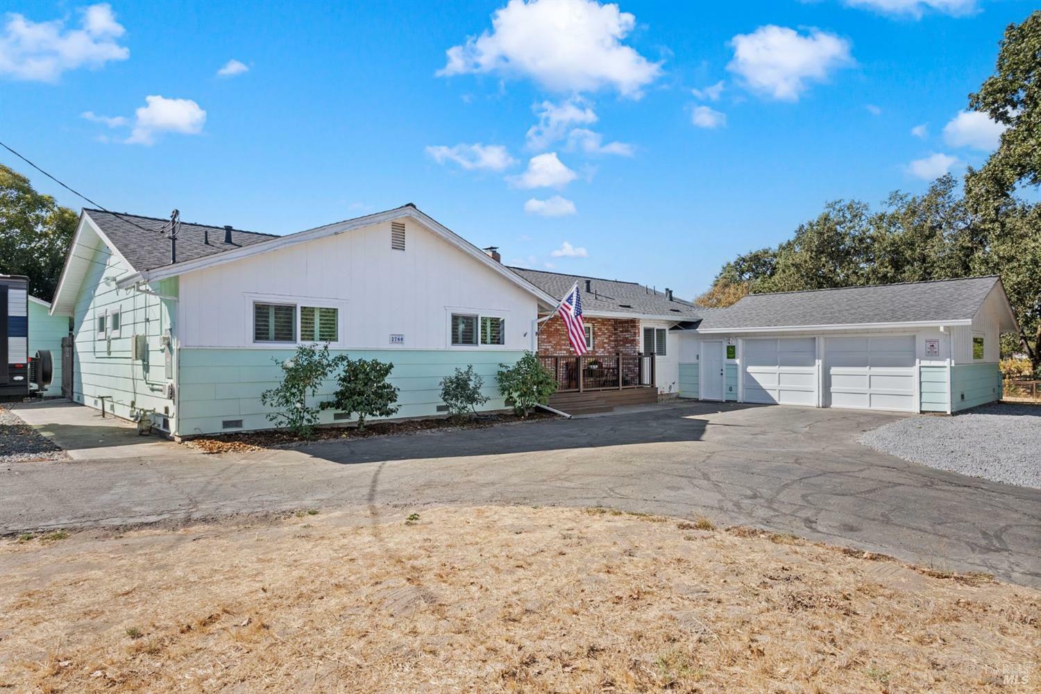 Property Photo:  2768 Piner Road  CA 95401 