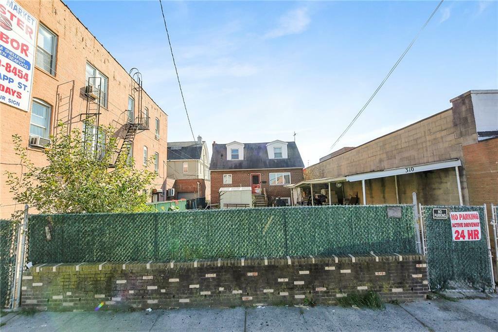 310 Avenue X  Brooklyn NY 11223 photo