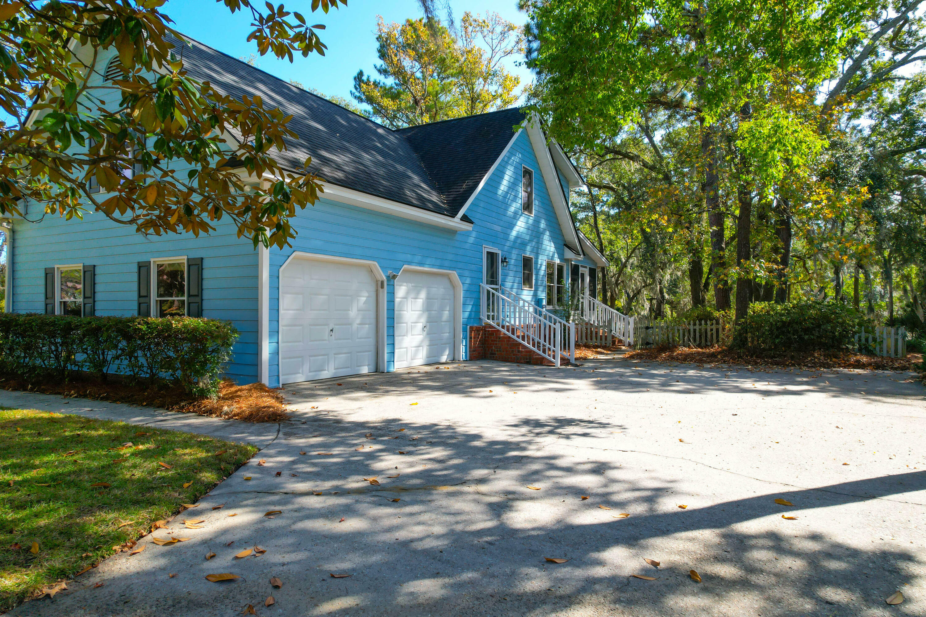 Property Photo:  1688 Southport Drive  SC 29407 