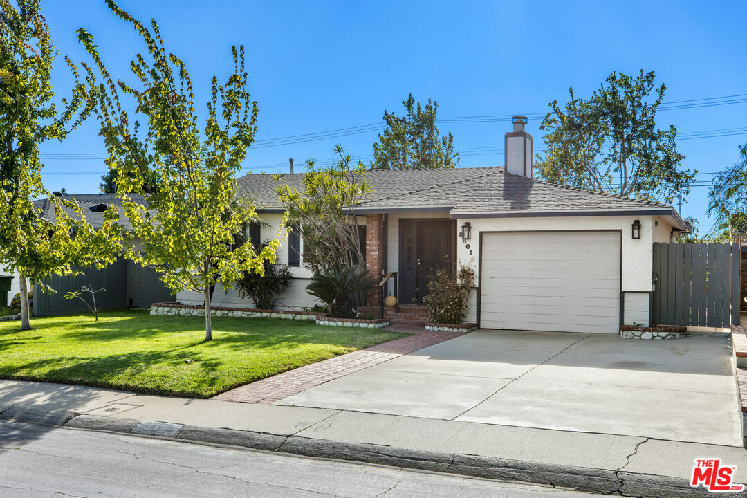 Property Photo:  8801   Bleriot Ave  CA 90045 