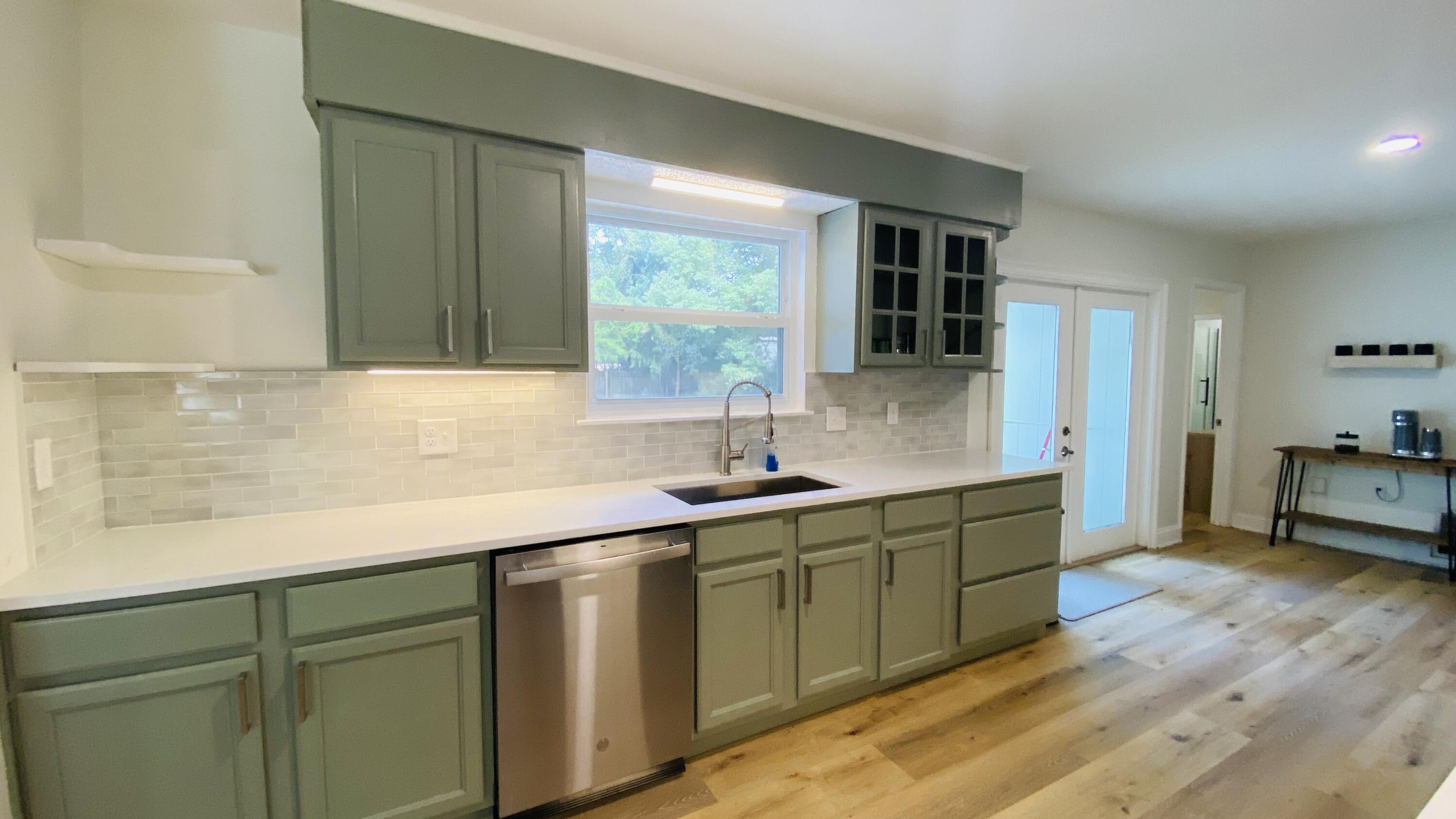 Property Photo: 215 NE Buck Drive FL 32548