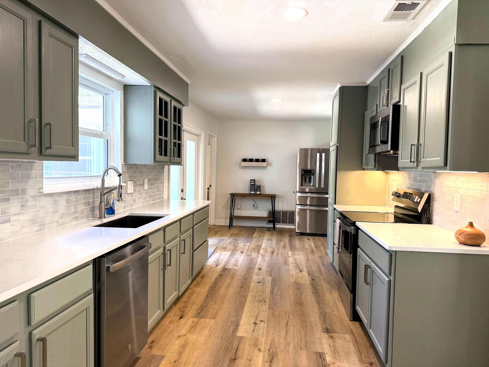 Property Photo: 215 NE Buck Drive FL 32548