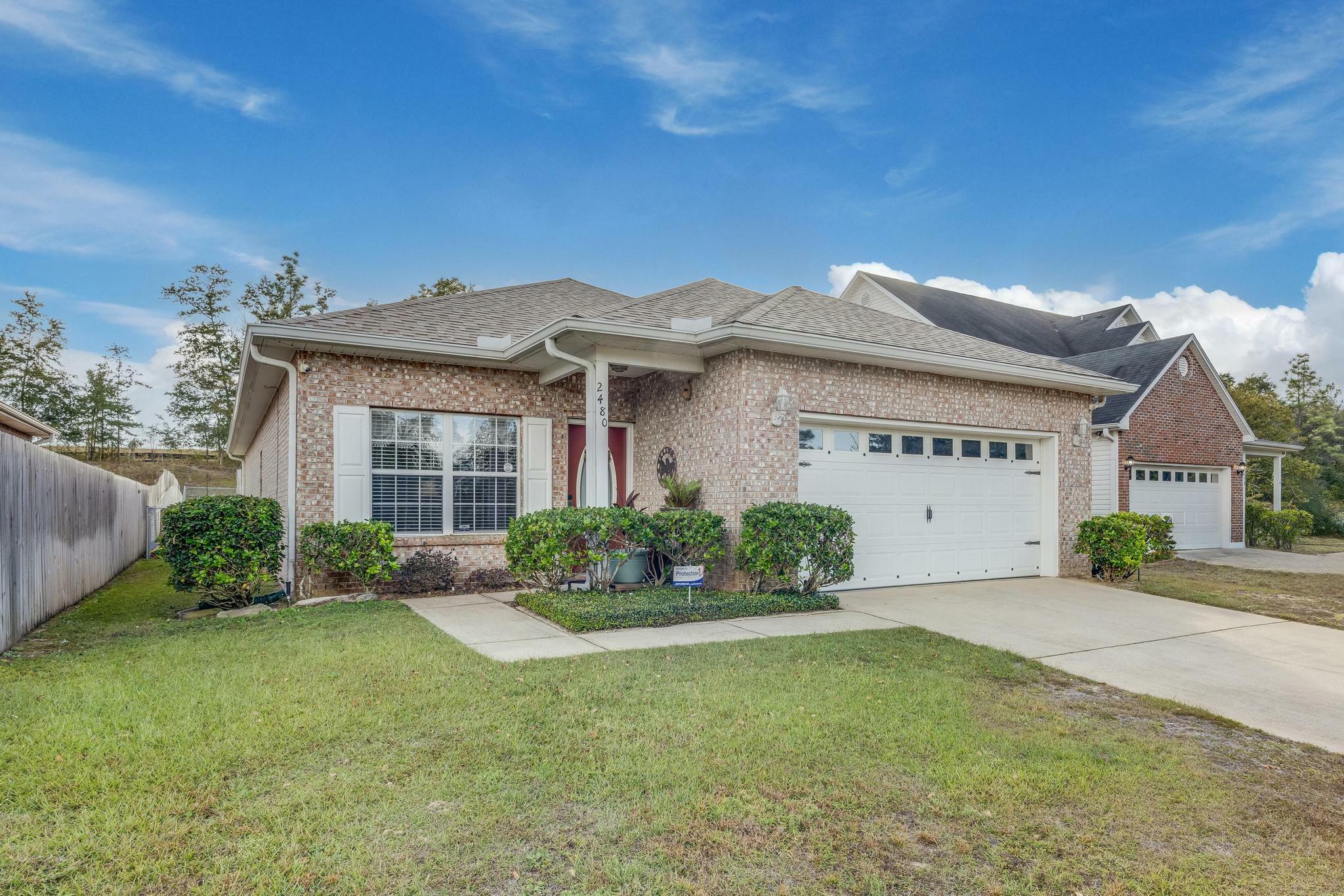 Property Photo:  2480 S Lakeview Drive  FL 32536 