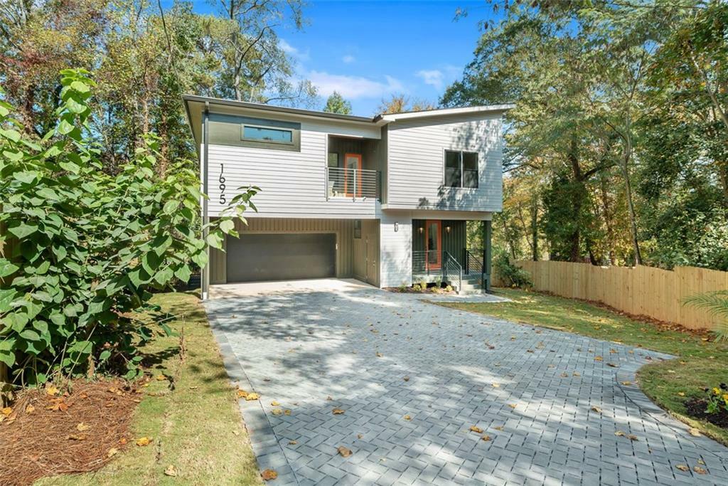 Property Photo:  1695 North Avenue NW  GA 30318 