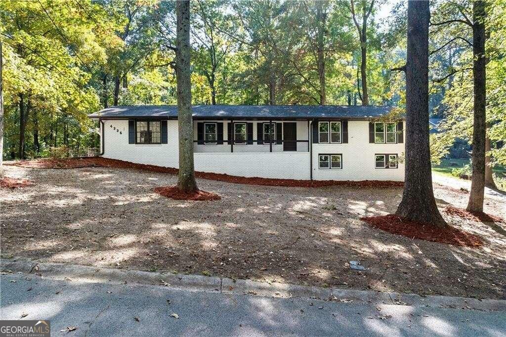 Property Photo:  4336 Parkview Drive  GA 30122 