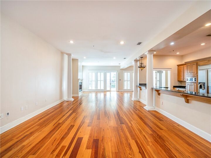 Property Photo: 652 Oglethorpe Avenue GA 31522