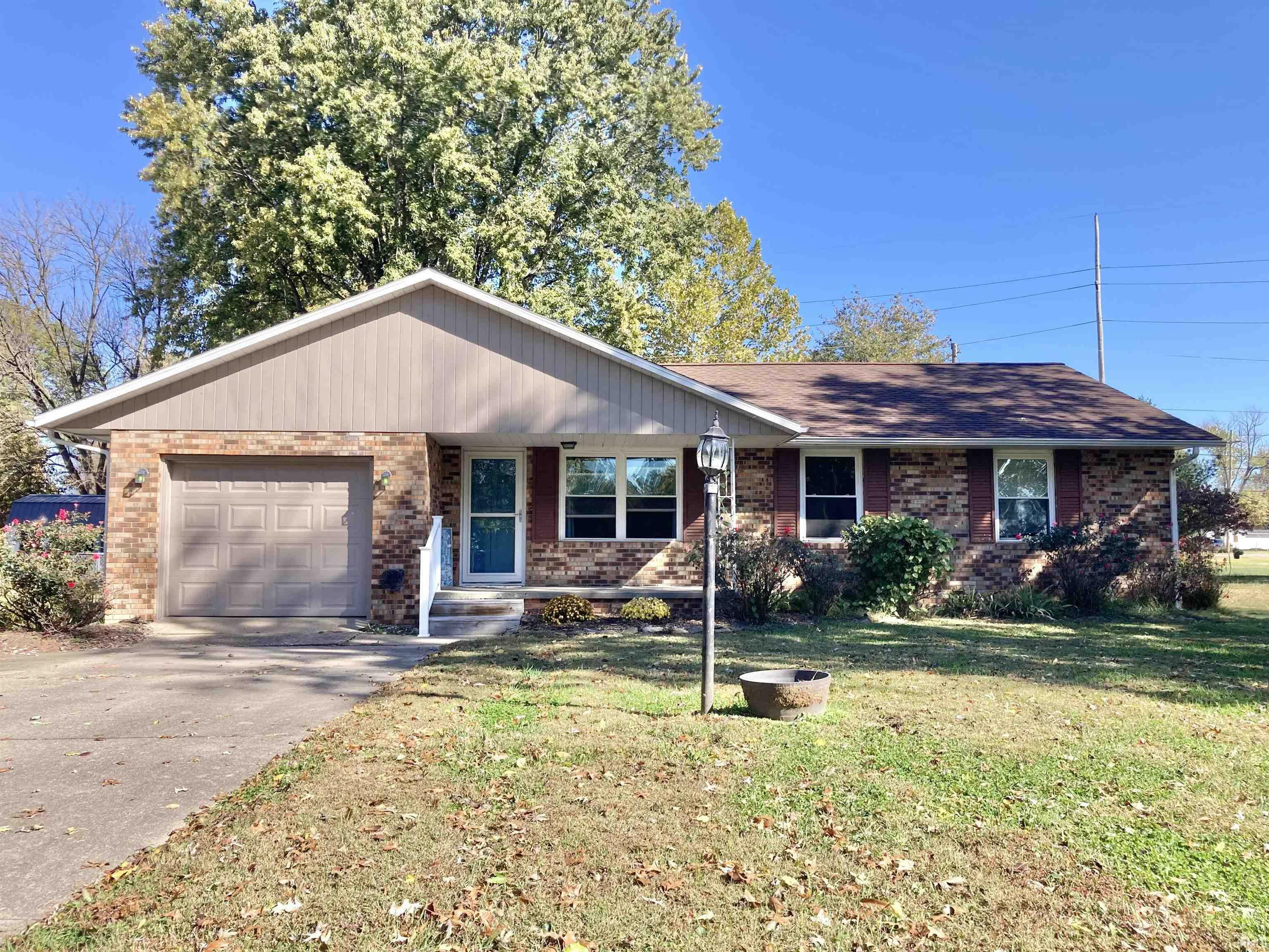 Property Photo: 2806 Elberta Drive IN 47591