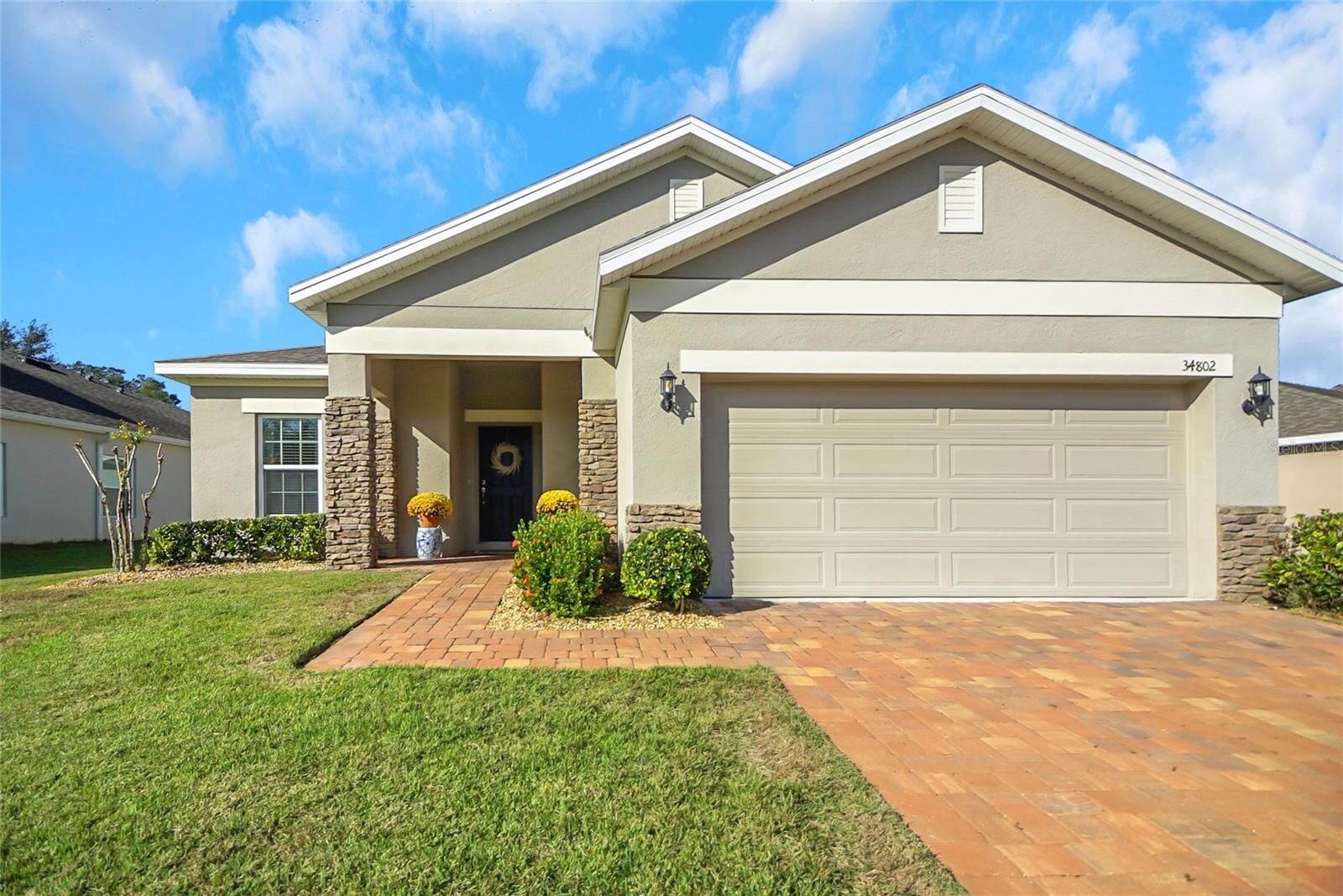 Property Photo: 34802 Salerno Circle FL 32776