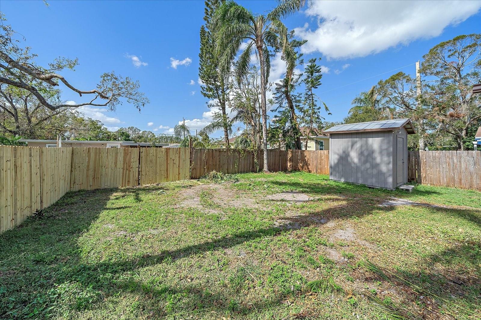 Property Photo:  4418 Atlantic Avenue  FL 34233 