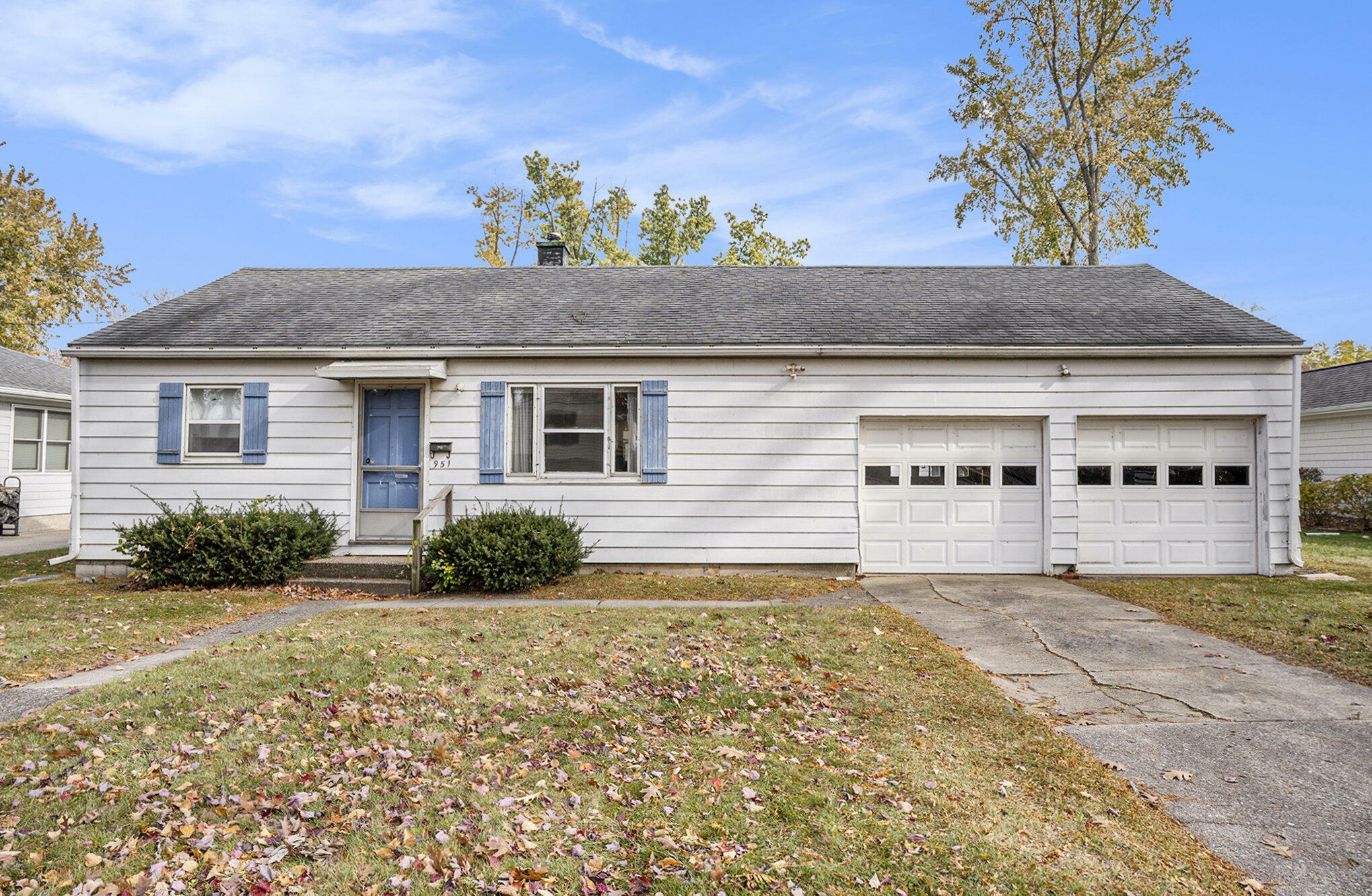 Property Photo:  951 Monroe Boulevard  MI 49090 