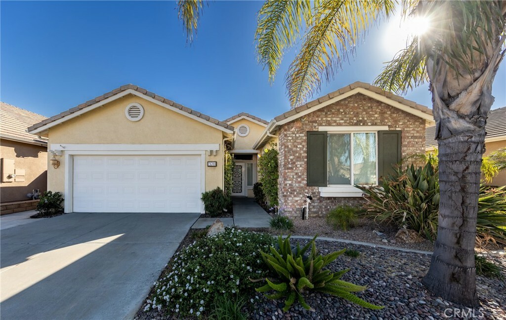 370 Casper Drive  Hemet CA 92545 photo