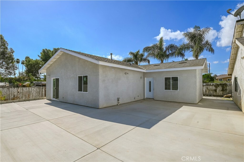 Property Photo:  10498 Mull Avenue  CA 92505 