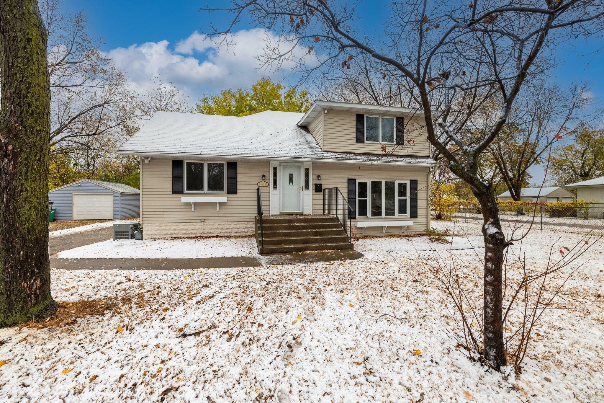 Property Photo:  5418 Bryant Avenue N  MN 55430 