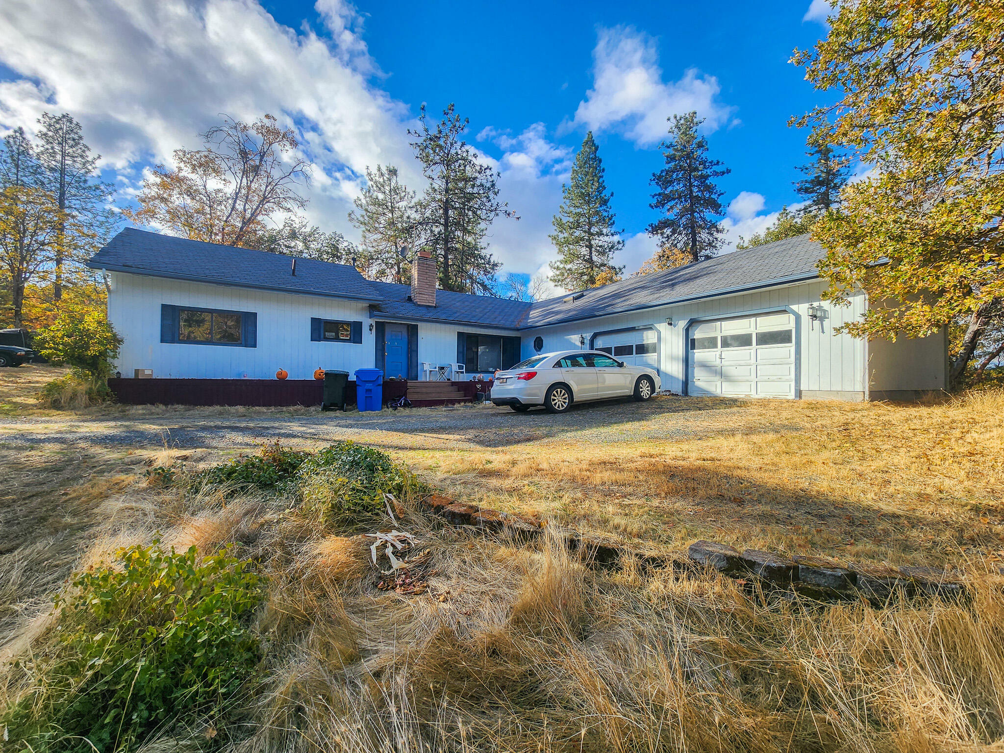 3720 Cloverlawn Drive  Grants Pass OR 97527 photo