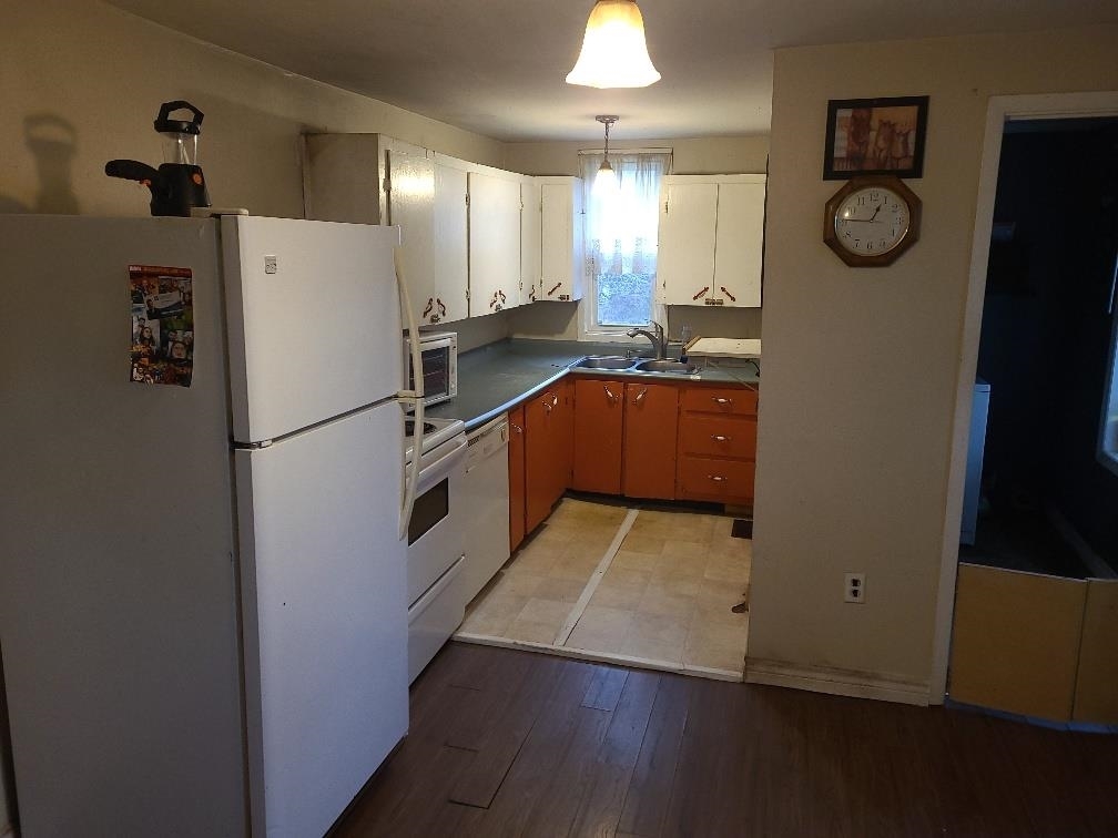 Property Photo:  43 Russell Street  PE C1N 3V8 