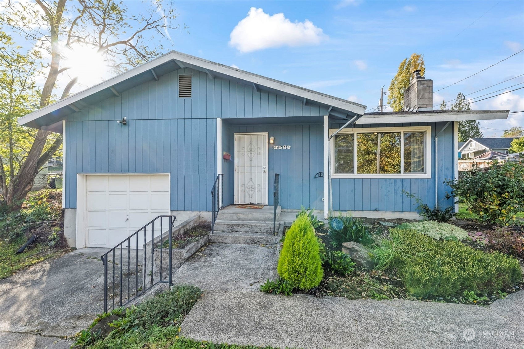 3568 E Grandview Avenue  Tacoma WA 98404 photo