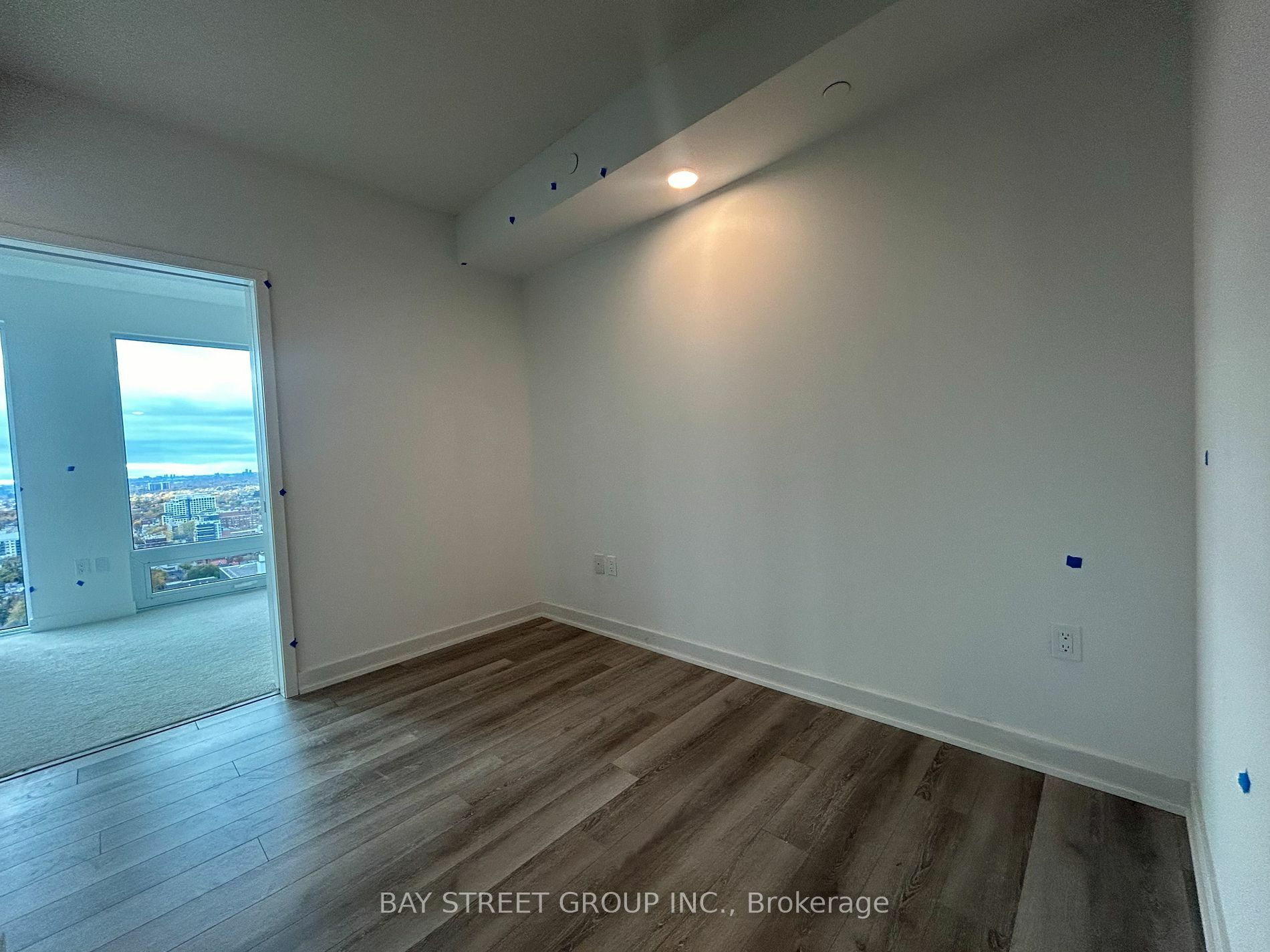 Property Photo:  238 Simcoe St 2708  ON M5T 0B8 