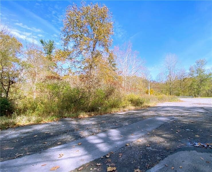 Property Photo:  000 Bull Creek Rd  PA 15084 