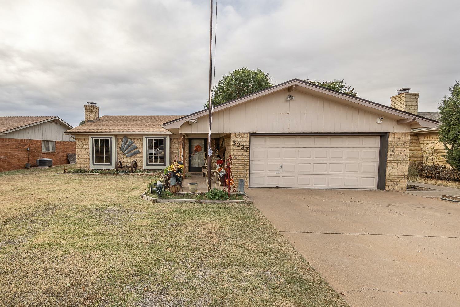 3237 93rd Street  Lubbock TX 79423 photo