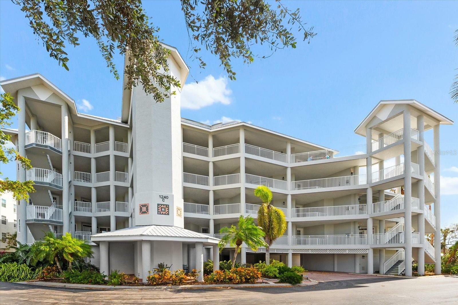 Property Photo:  1240 Dolphin Bay Way 301  FL 34242 