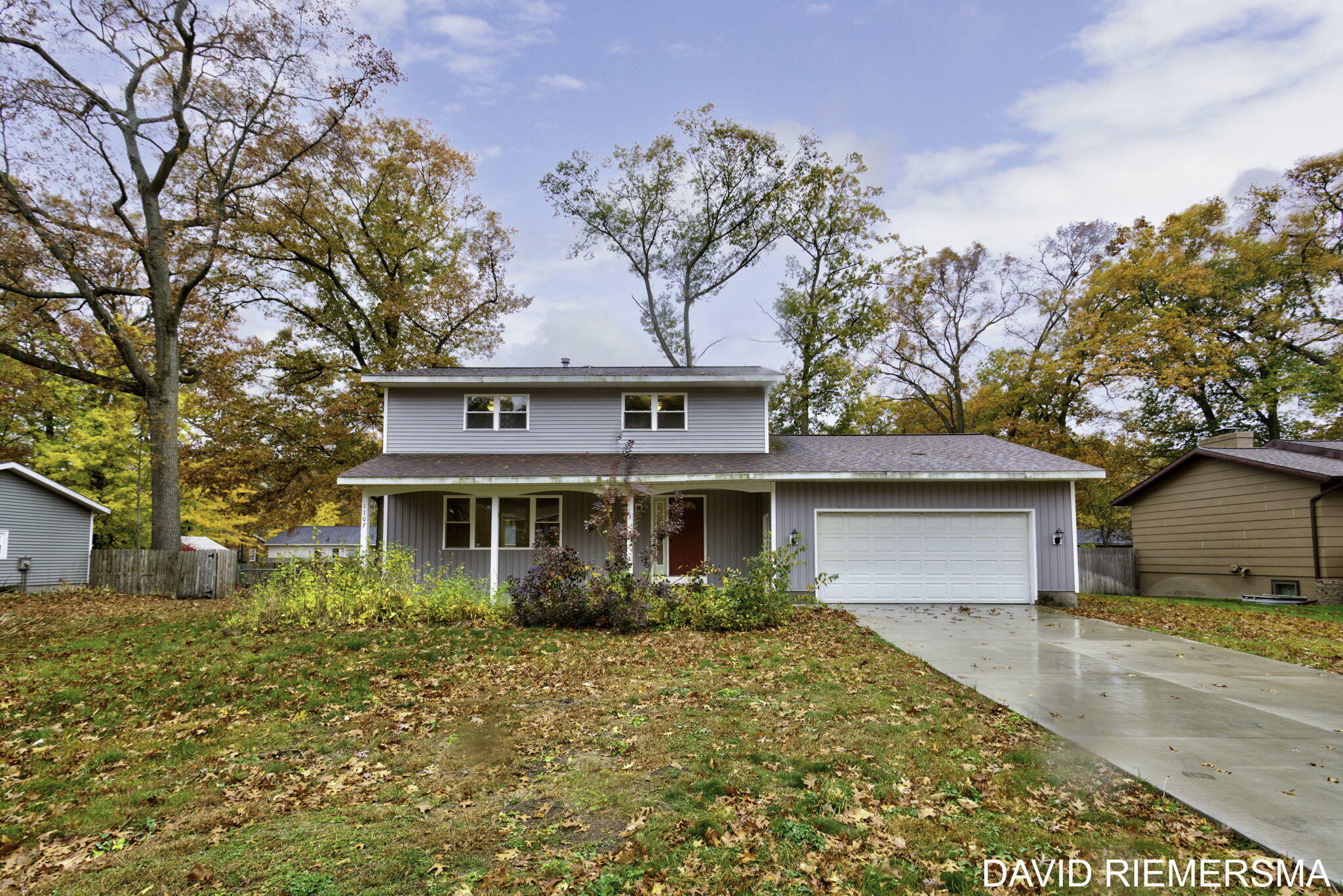 Property Photo:  1107 Lancelot Drive  MI 49445 