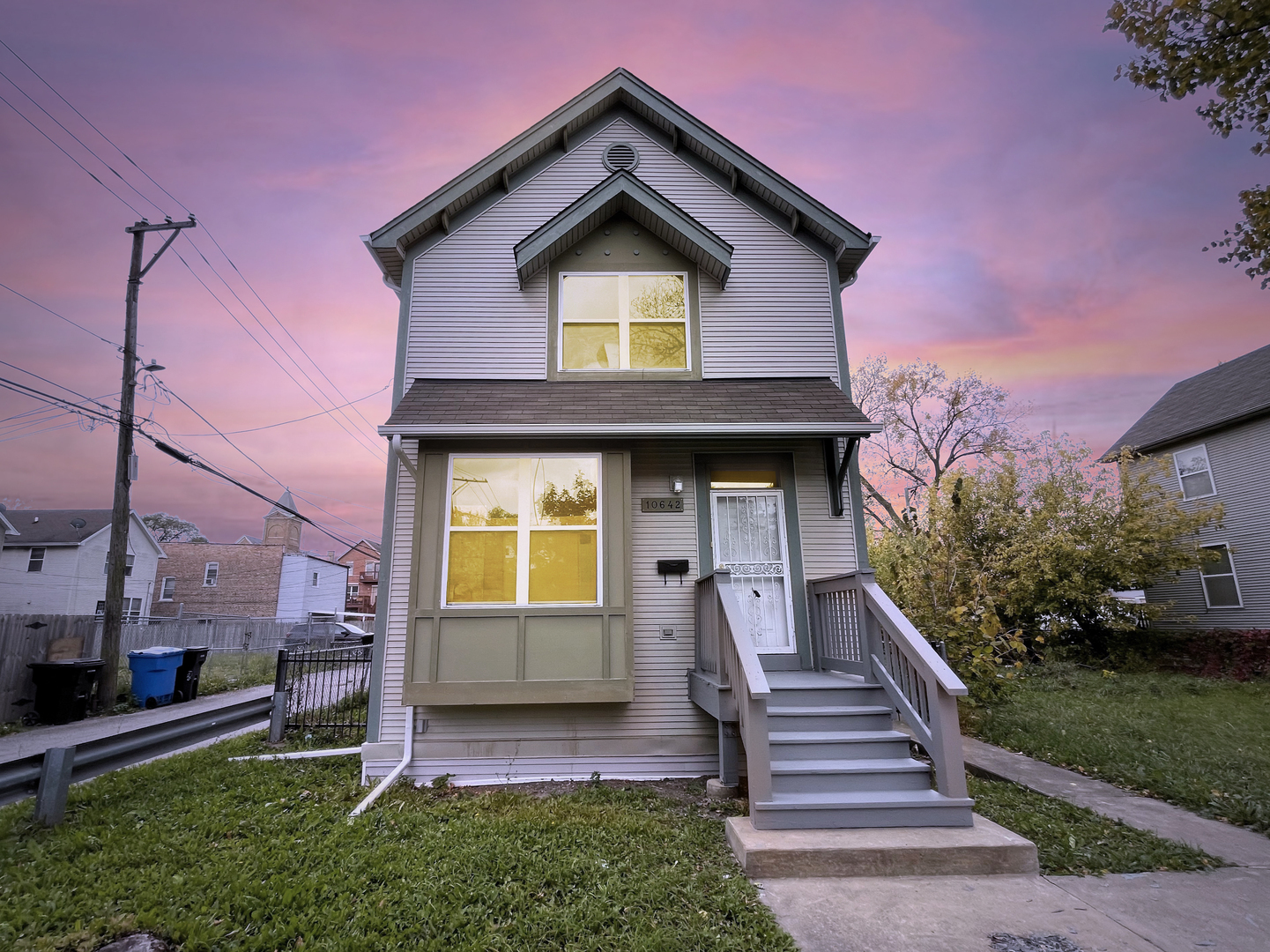 Property Photo:  10642 S Edbrooke Avenue  IL 60628 