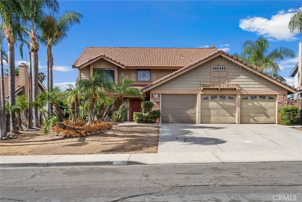 Property Photo:  13083 Pepperbush Drive  CA 92553 