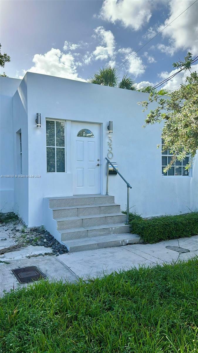 Property Photo:  330 SW 17th Rd 0  FL 33129 