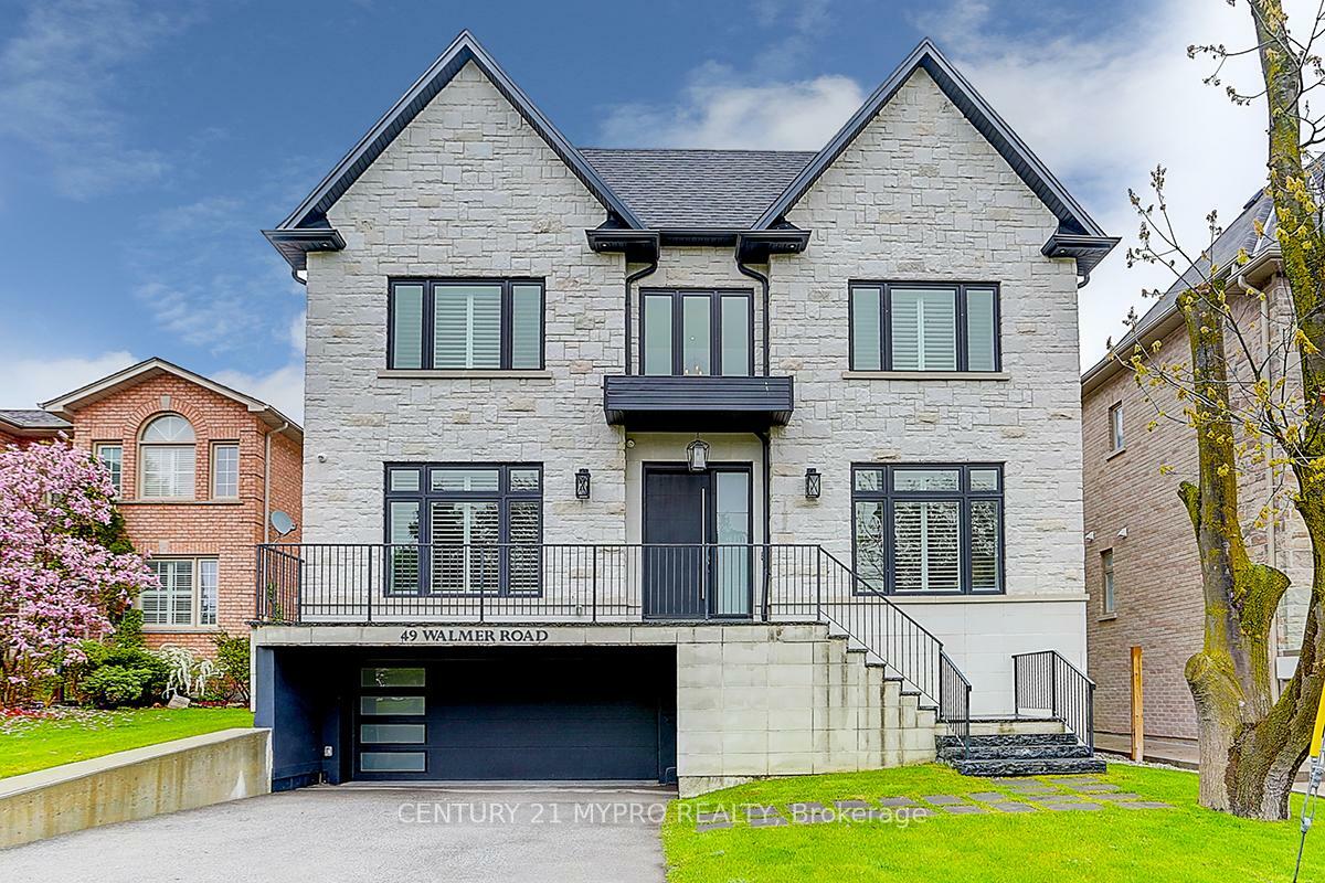 Property Photo: 49 Walmer Road ON L4C 3W9