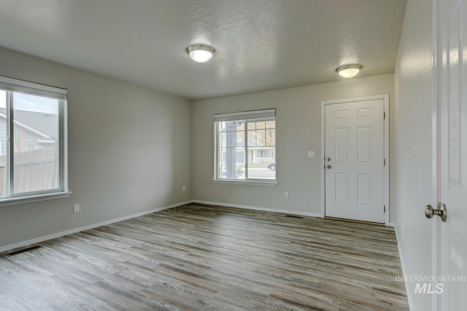 Property Photo:  735 S Landore Ave  ID 83634 