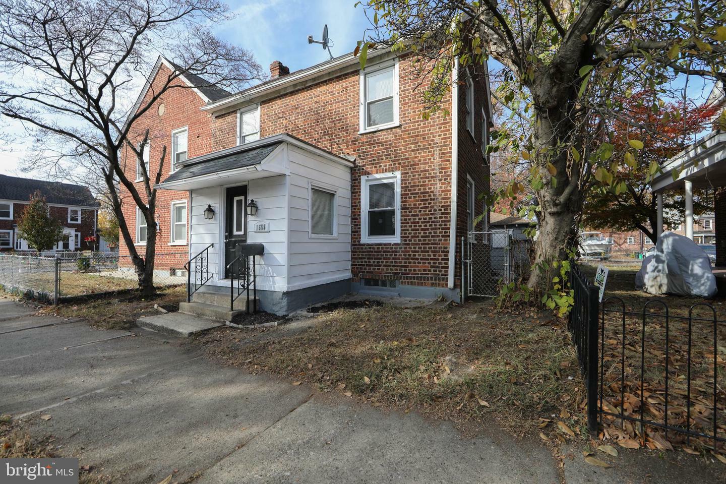 Property Photo:  1555 Collings Ave  NJ 08110 