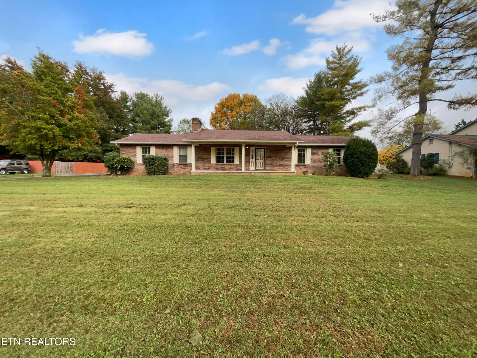Property Photo:  302 Kenmark Drive  TN 37803