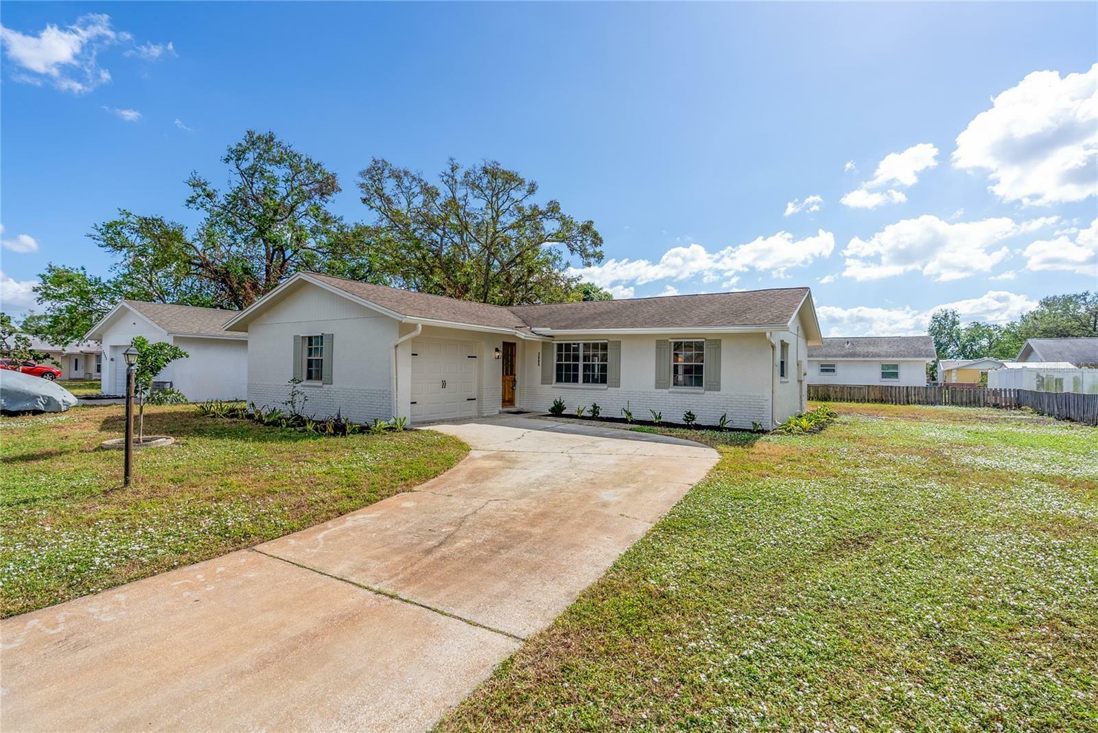 Property Photo:  2809 20th Avenue W  FL 34205 