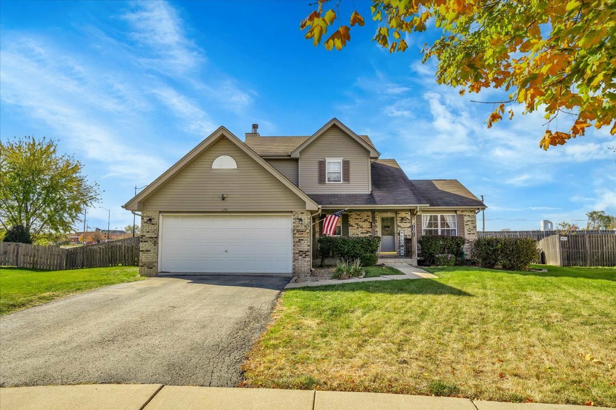 Property Photo:  1201 Quail Drive  IL 60586 