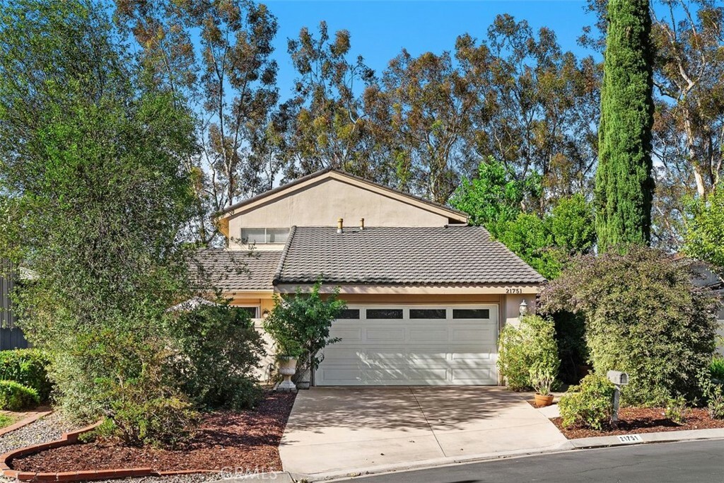 Property Photo:  21751 Eveningside Lane  CA 92630 