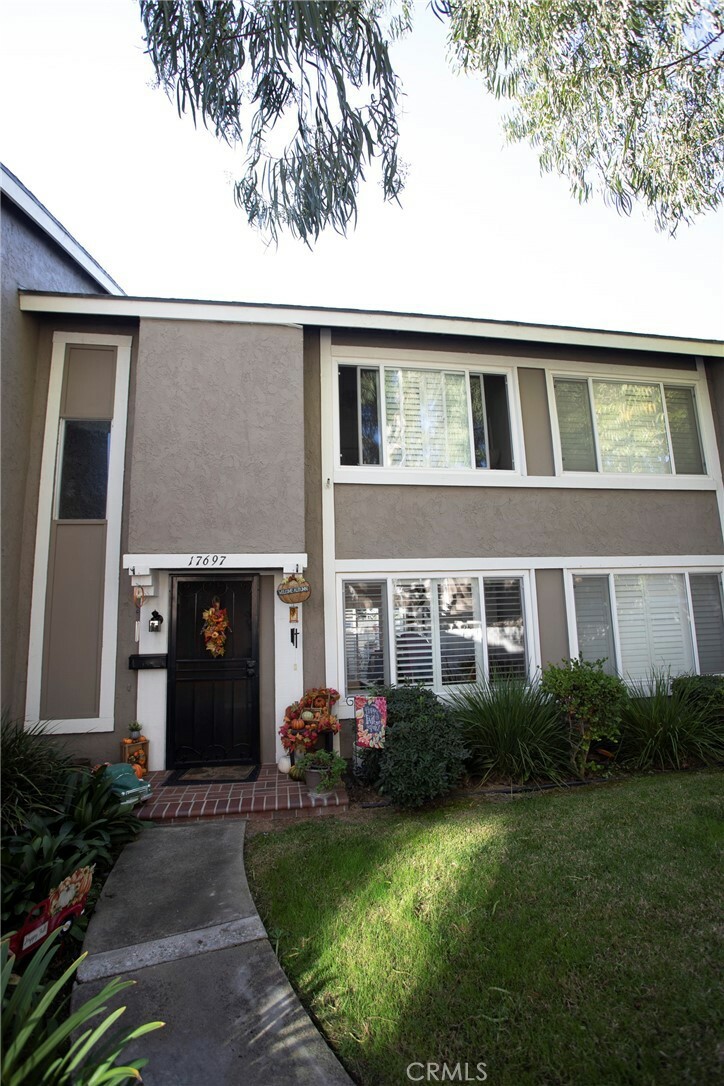 Property Photo:  17697 Brittany Lane 73  CA 92647 