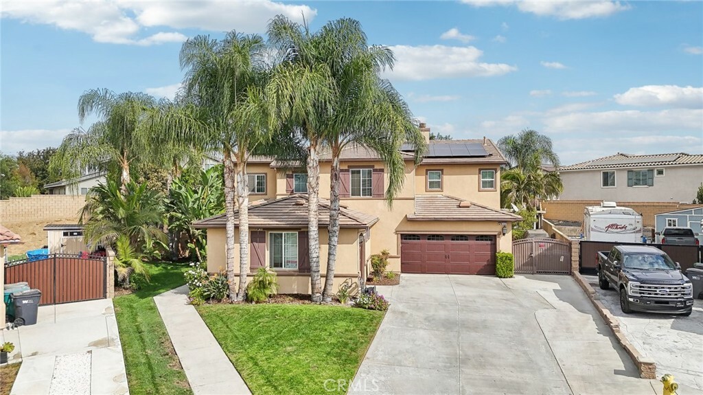 Property Photo:  13420 Running Deer Circle  CA 92880 