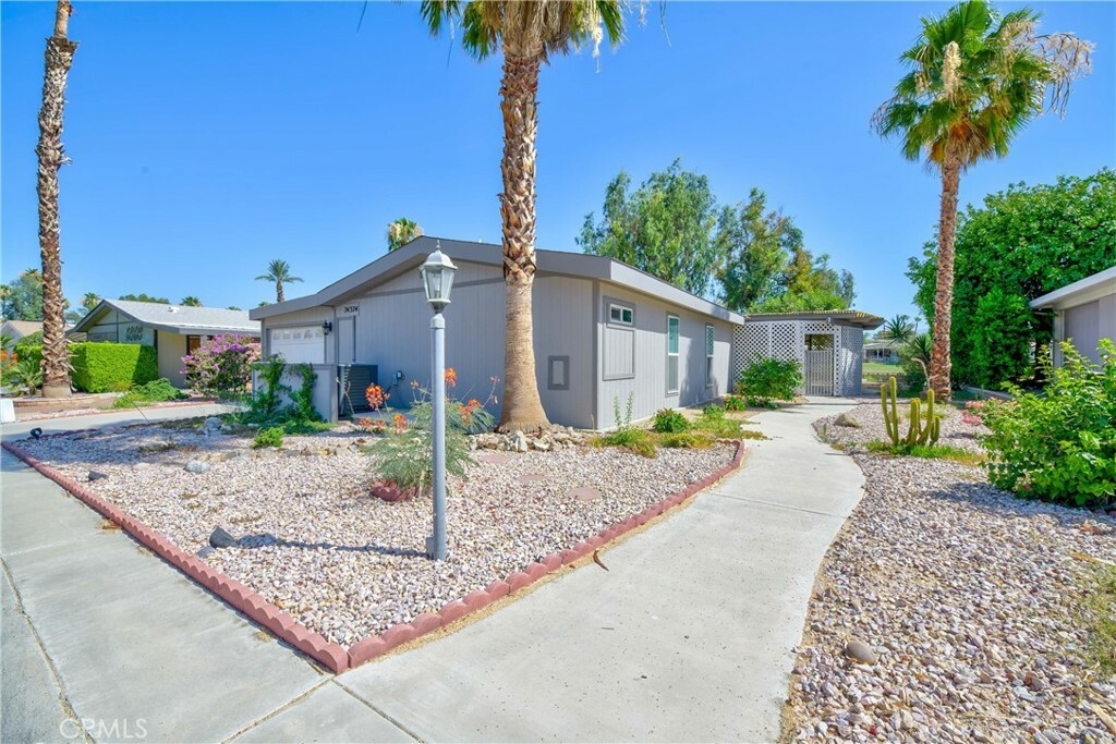 Property Photo:  74374 Zircon Circle E  CA 92260 