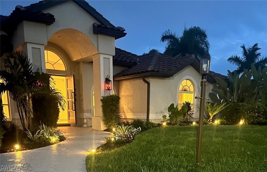 Property Photo:  2000 SW 44th Terrace  FL 33914 