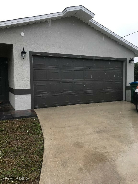 2313 SE 5th Place  Cape Coral FL 33990 photo