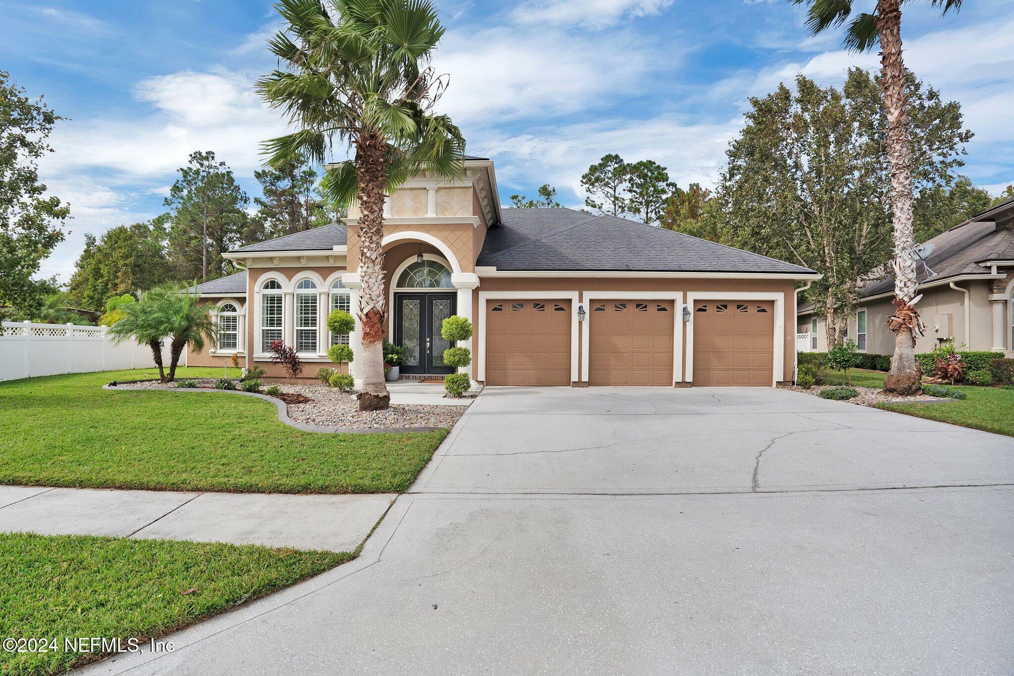 Property Photo:  805 Kilbride Circle  FL 32259 