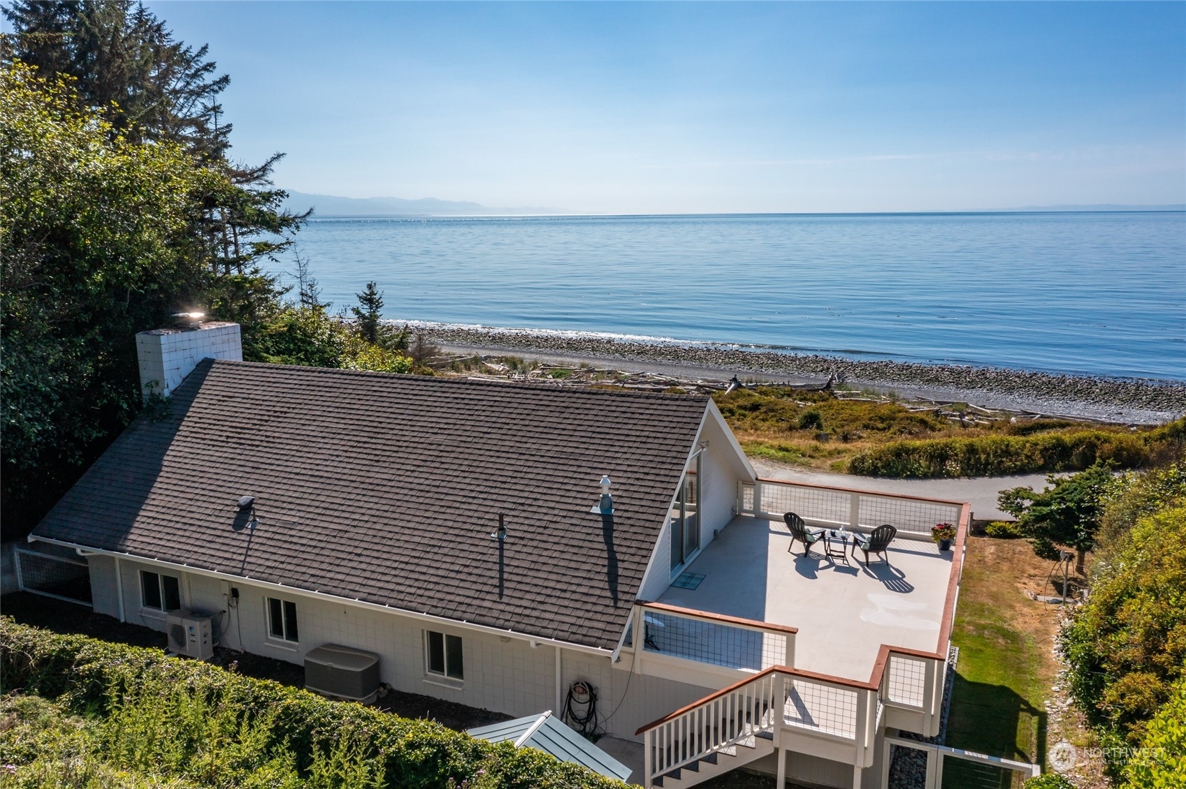 Property Photo:  562  Pebble Beach Drive  WA 98239 