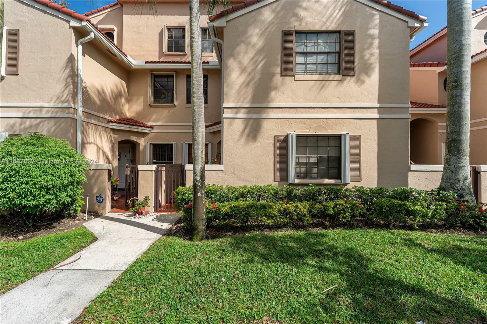 501 SW 158th Ter 102  Pembroke Pines FL 33027 photo