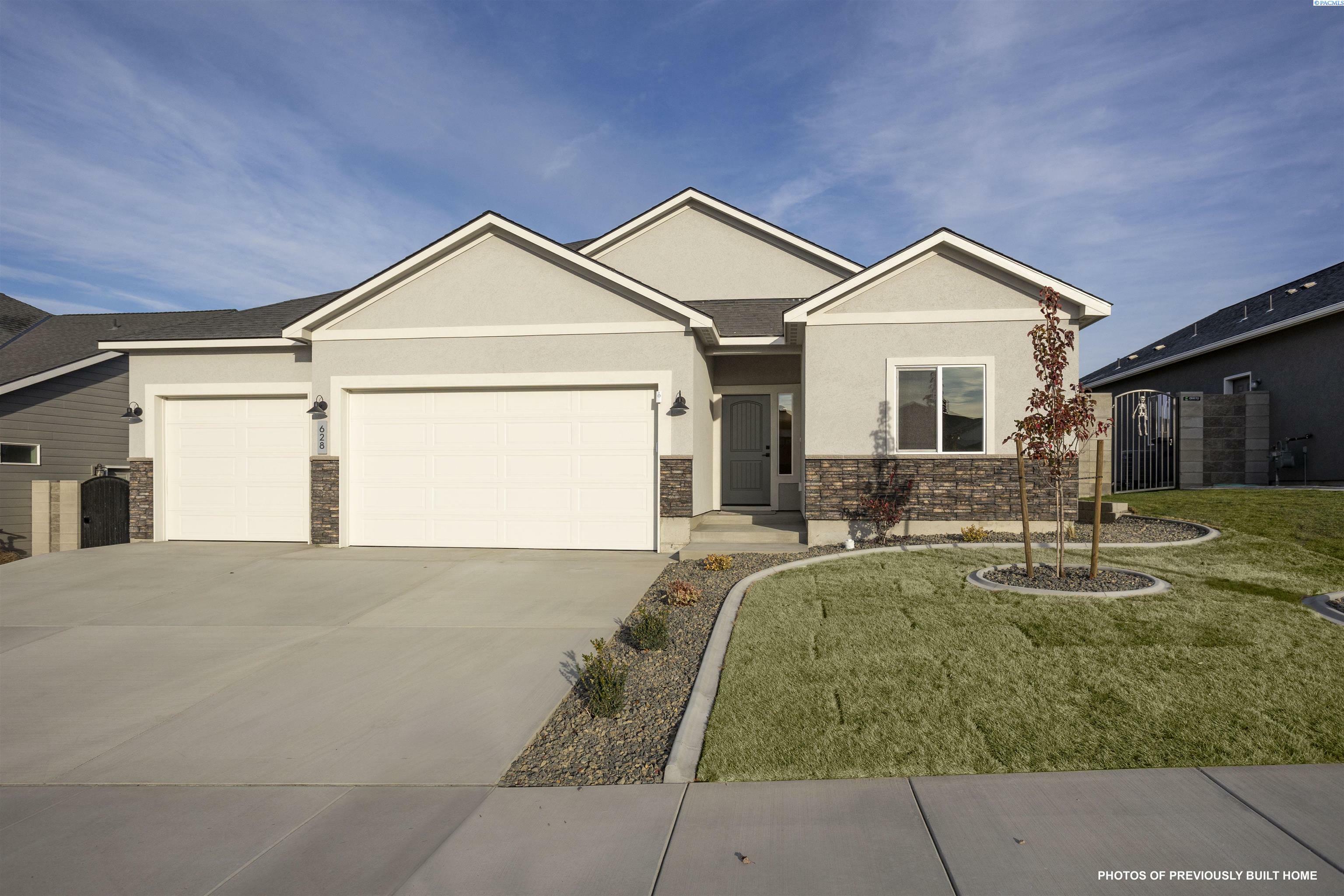 218 Schrute Road  Prosser WA 99350 photo