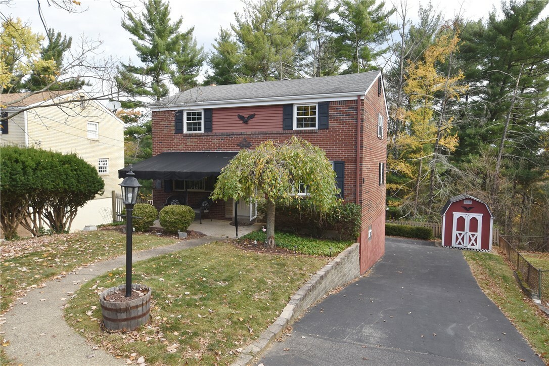 Property Photo:  2326 High Oak Dr  PA 15220 