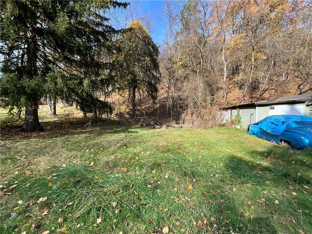 Property Photo:  4613 Verona Rd  PA 15147 