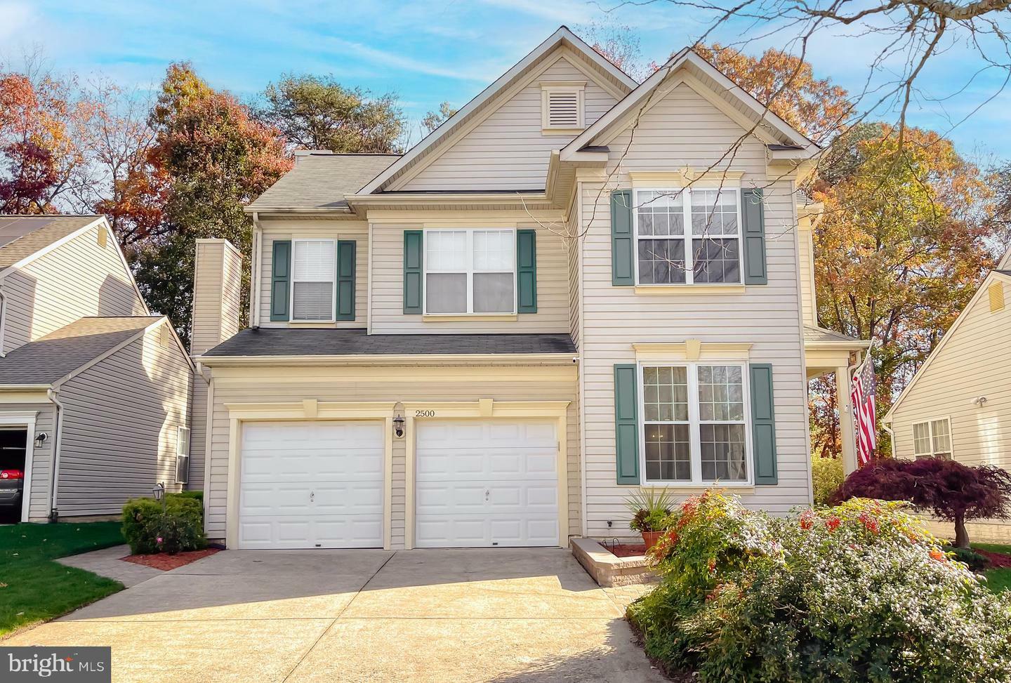 Property Photo:  2500 Country Oak Court  MD 21113 