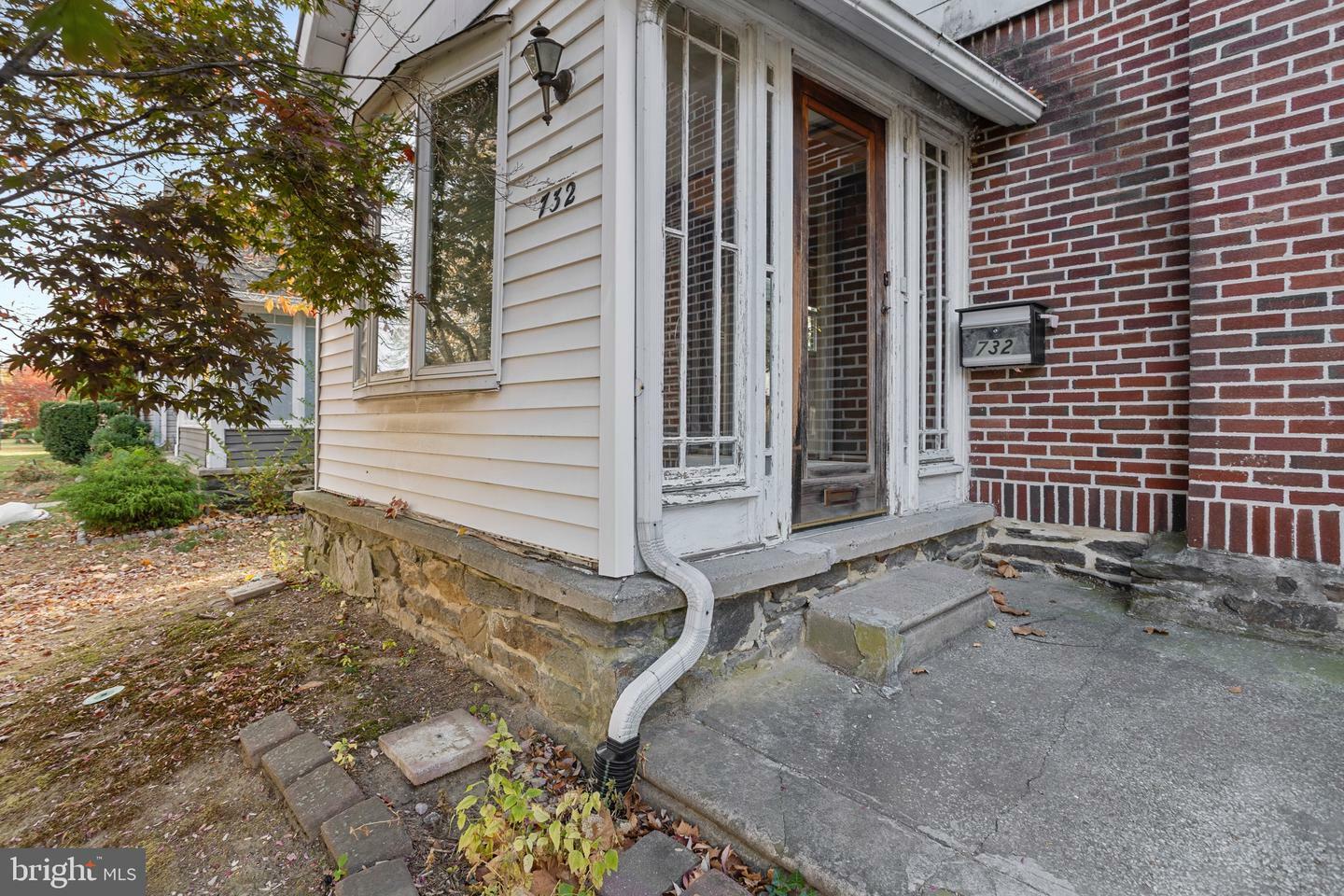 Property Photo:  732 16th Avenue  PA 19076 