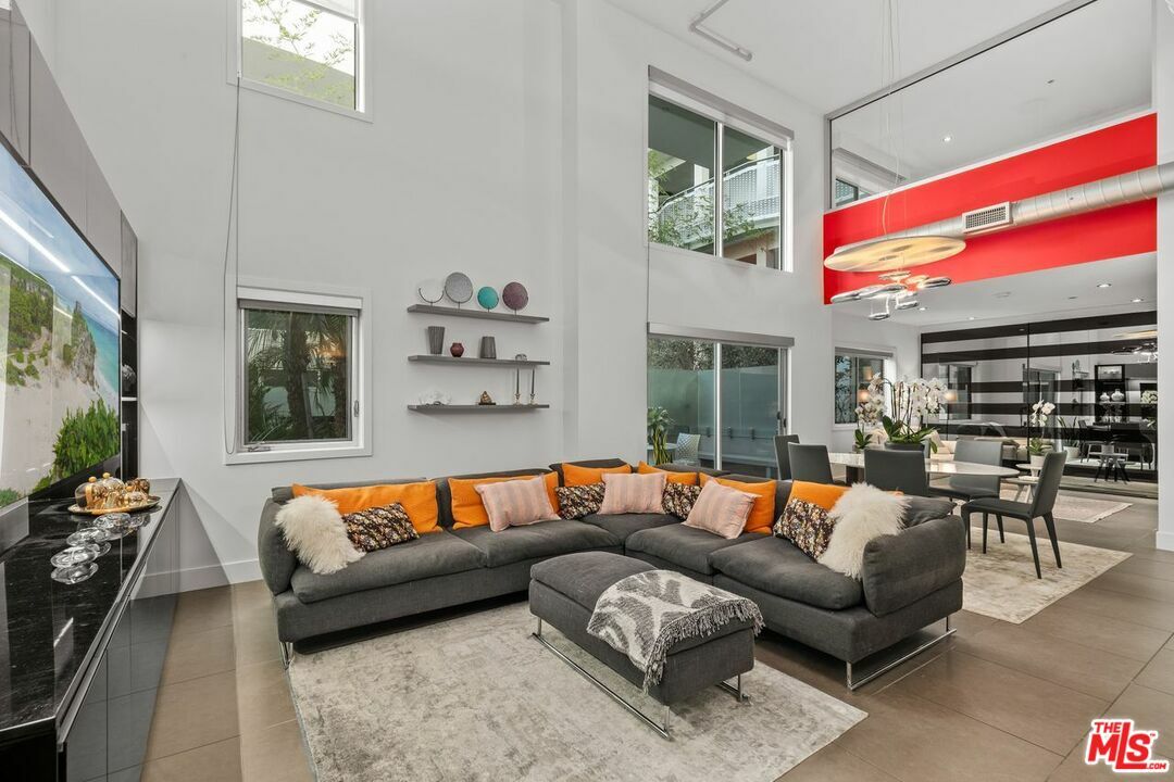 Property Photo:  1700   Sawtelle Blvd 115  CA 90025 