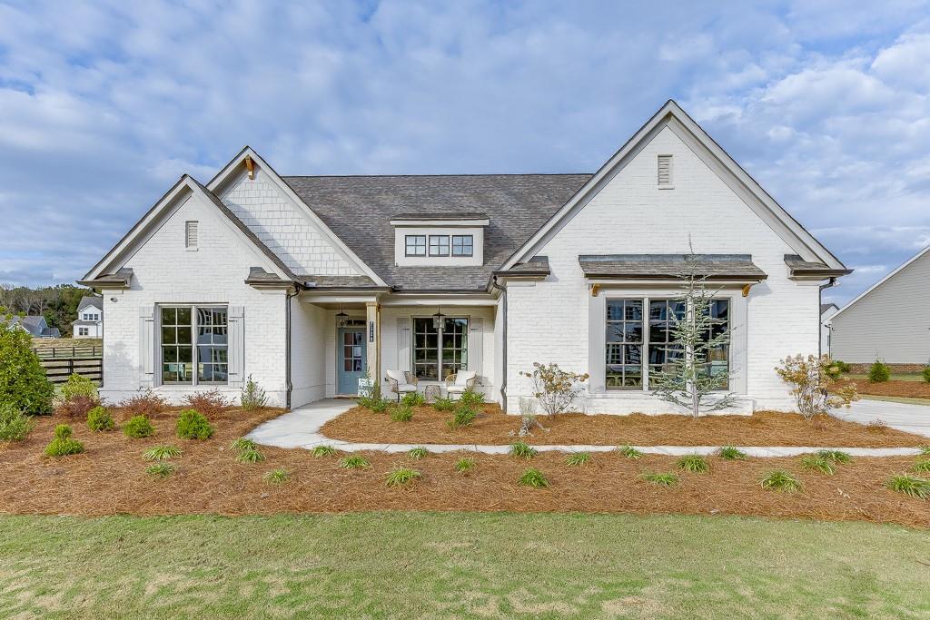 Property Photo: 7320 Vale Court GA 30028